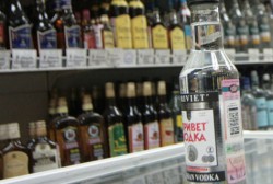 Ночная продажа алкоголя в Магадане продолжается