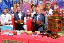 Фестиваль «Территория дружбы», посвященный Дню России, прошел в Магадане