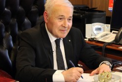 Владимир Печеный: Спасая жизни людей, леча от различных недугов, вы помогаете своим пациентам заново обрести себя