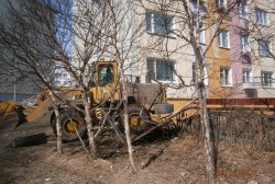 В Магадане продолжается снос гаражей, сараев и сооружений, незаконно размещенных на муниципальных землях