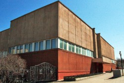 В “Магаданском областном краеведческом музее” открылась выставка “Магаданский вернисаж”