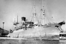 70 лет назад (1945) в Магадан на пароходе «Феликс Дзержинский» прибыл двухтысячный отряд девушек–комсомолок