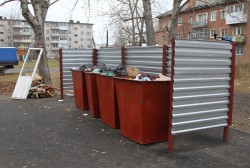 Состояние контейнерных площадок и вывоз тбо с территорий частного жилого сектора обсудили в мэрии