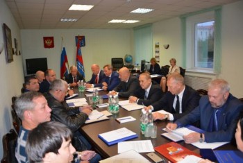 Руководителем фракции «Единая Россия» в региональном парламенте Колымы вновь избрана Оксана Бондарь