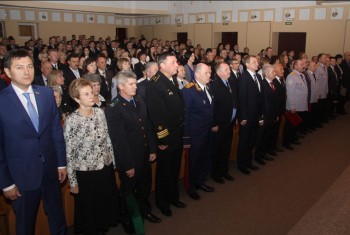 Торжественным собранием отметили День сотрудника органов внутренних дел колымские полицейские