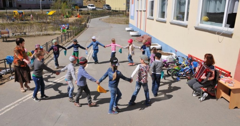Во время приостановки работы 12 дошкольных учреждений некоторым детям приходится посещать другие детские сады