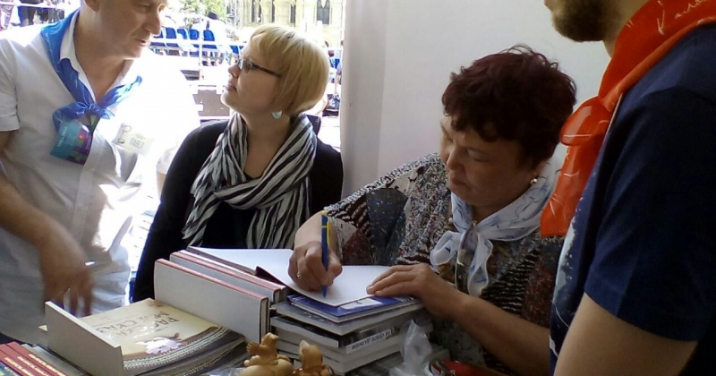 В Москве открылась книжная ярмарка магаданских издателей