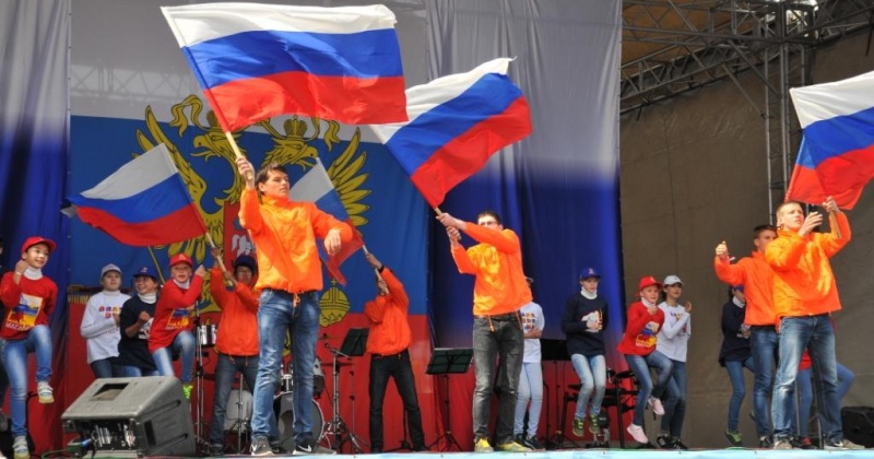 Концертом  «Любовь моя - Россия» отметили магаданцы  праздничную дату 12 июня