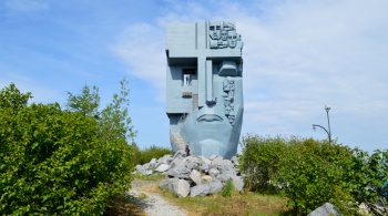 Памятнику жертвам политических репрессий «Маска Скорби» исполнилось 20 лет.