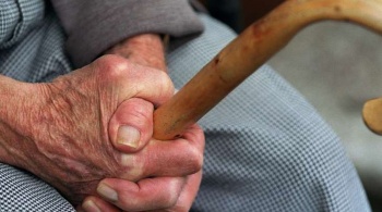 64-летняя магаданская пенсионерка перевела злоумышленникам 285 тысяч рублей