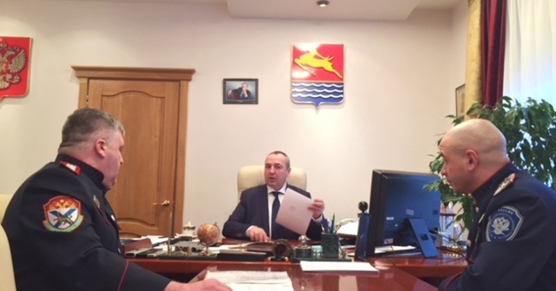 Соглашение о сотрудничестве подписано между мэрией областного центра и Магаданским городским казачьим обществом «Казачья сотня».