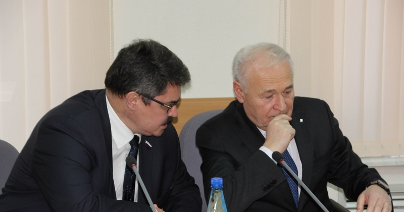 Анатолий Широков: Поправки в закон о бюджетном процессе на Колыме уточняют практику его открытости, совместного обсуждения с гражданским обществом