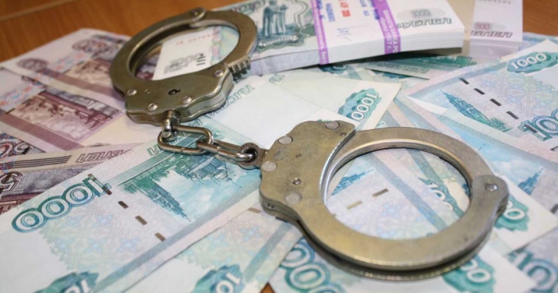 В Магадане в суд направлено уголовное дело о получении взяток заведующей терапевтическим отделением поликлиники