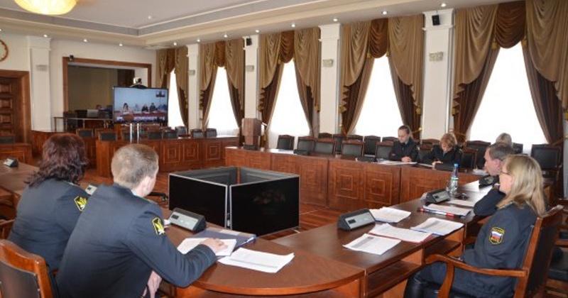Heads of administrations and the senior bailiffs of all city districts of the Magadan region met online