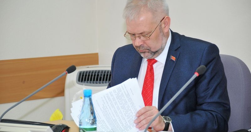 Депутаты колымского заксобрания поддержали проект федерального закона, направленный на совершенствование законодательства в сфере охраны здоровья граждан