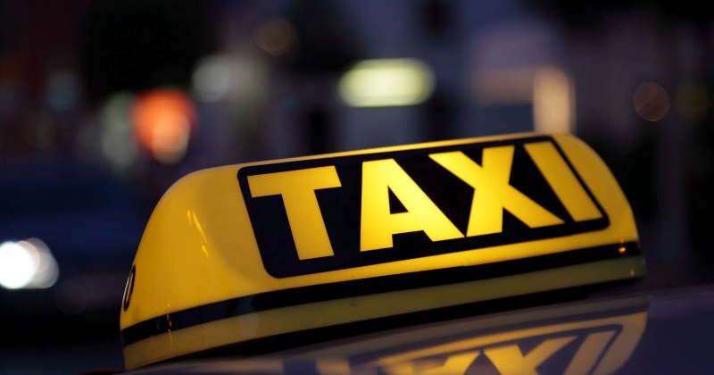 Нелегальных таксистов выявляли магаданские налоговики