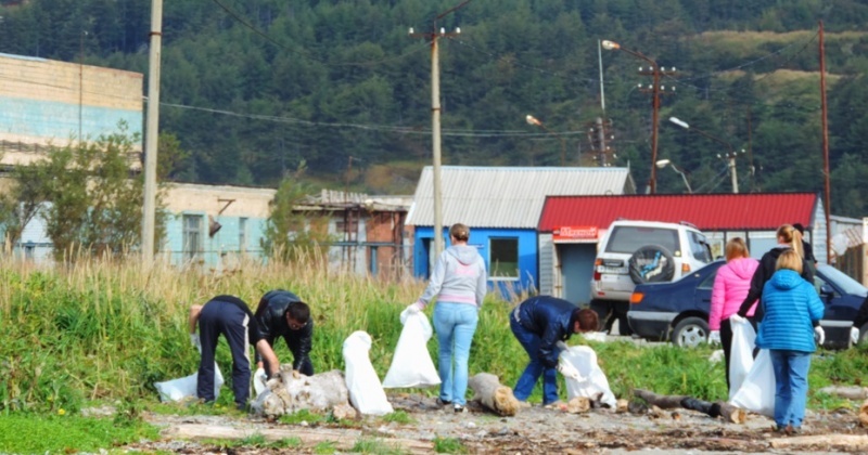 Более 1000 кубических метров мусора собрали магаданцы в рамках акции «Чистый город начинается с тебя»