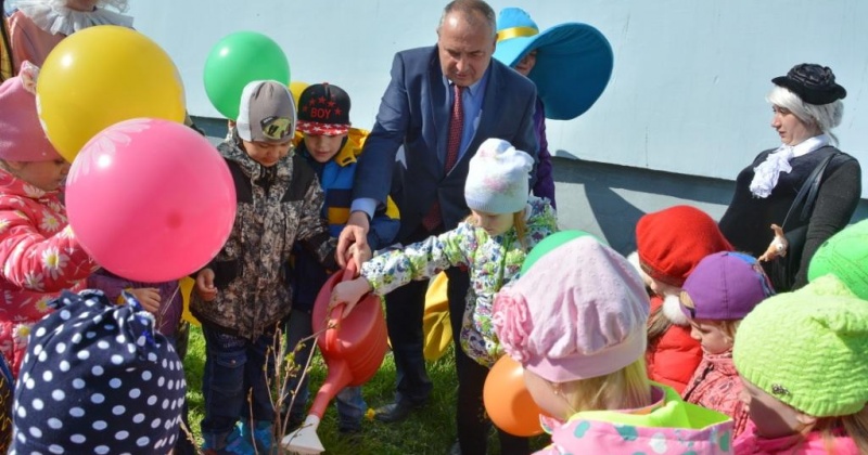 Веселые праздники, посвященные Дню защиты детей, прошли в детских садах Магадана
