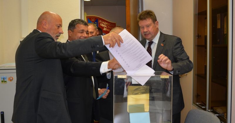 Колымские депутаты избрали членов нового состава Избирательной комиссии Магаданской области
