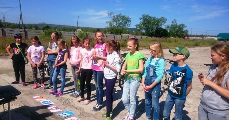 В поселке Ола проведен конкурс юных велосипедистов «Безопасное колесо»