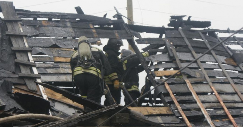 Дачный дом сгорел в Сусумане