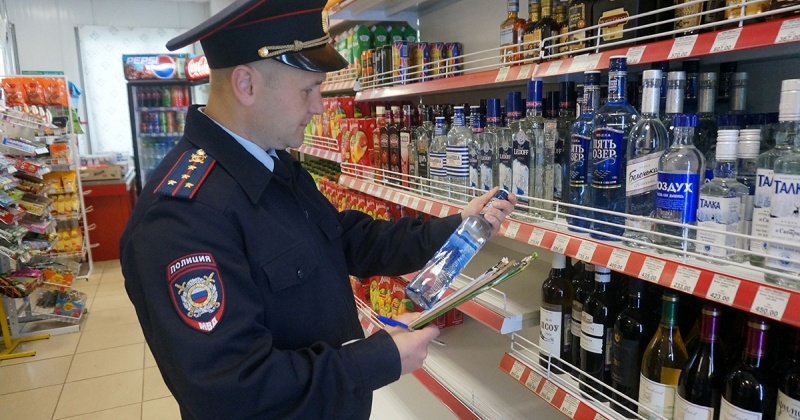 В Магаданской области полицейские выявили 43 нарушения правил розничной продажи алкогольной продукции