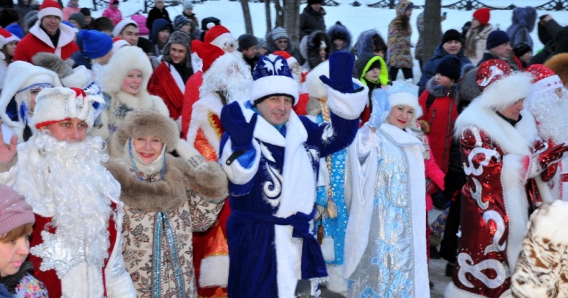 Традиционное шествие Дедов Морозов пройдет в Магадане в предстоящую субботу