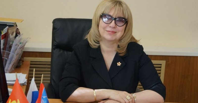 Людмила Горлачева: "Уверена, наступающий 2018 год будет полон запоминающихся культурных и туристских событий, обогатит новым опытом и впечатлениями, откроет новые горизонты, воплотит самые грандиозные планы!"