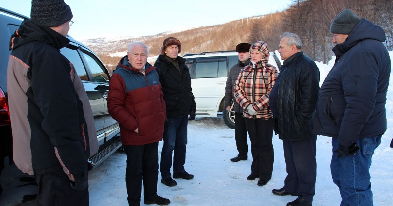 Губернатор  Магаданской области Владимир Печеный провел выездное совещание на автодороге «Магадан – Балаганное – Талон».