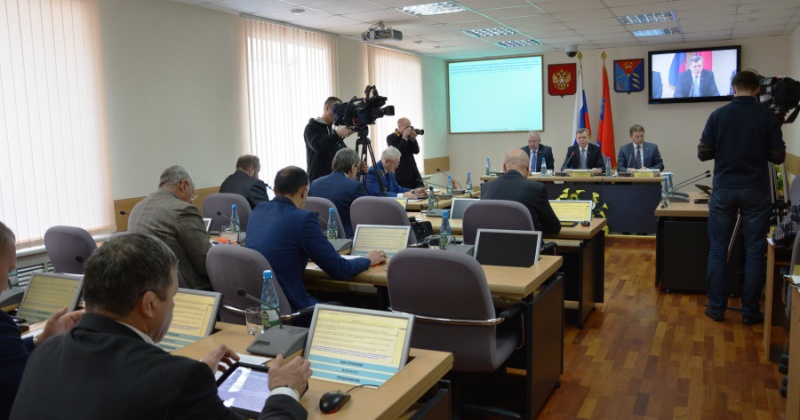 20 областных законов в окончательной редакции приняли депутаты Магаданской областной Думы на XXI очередное заседание