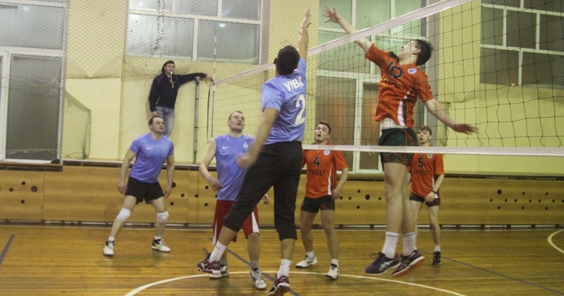 Итоги поездки волейбольной команды СВГУ «Университет» на обучающий мастер-класс в Сочи подведут студенты