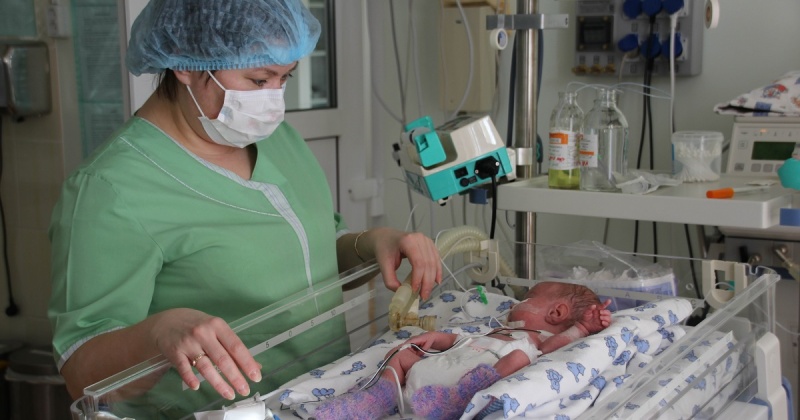 За назначением выплаты в связи с рождением первого ребенка обратились 115 колымчан