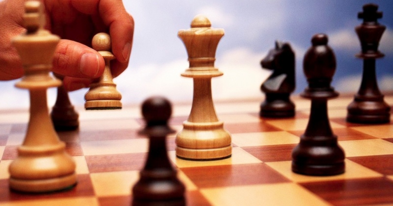 В шахматы сыграли работники магаданской прокуратуры
