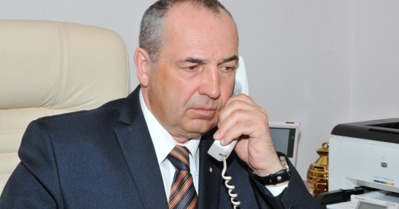 Сегодня мэр Магадана Юрий Гришан проведет прямую телефонную линию