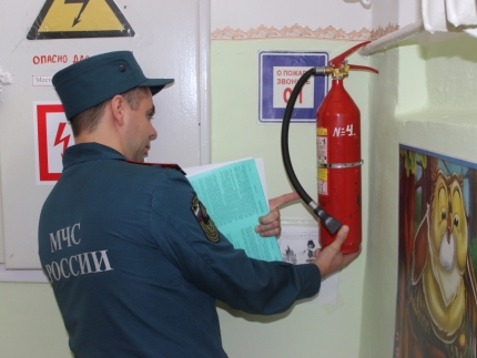 Все образовательные учреждения Колымы прошли проверку МЧС по пожарной безопасности