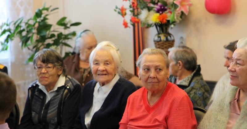 Следственным управлением оказана помощь дому-интернату для престарелых и инвалидов «Ветераны Колымы»