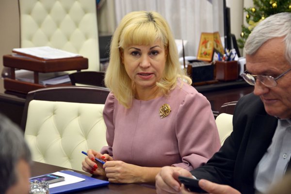 «Крепкая семья» выступает за продление всех социальных программ поддержки материнства и детства