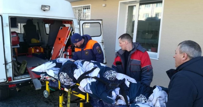 Спасатели Магаданского отряда МЧС России оказали помощь дознавателю, специалисту пожарной лаборатории и бригаде «скорой помощи»