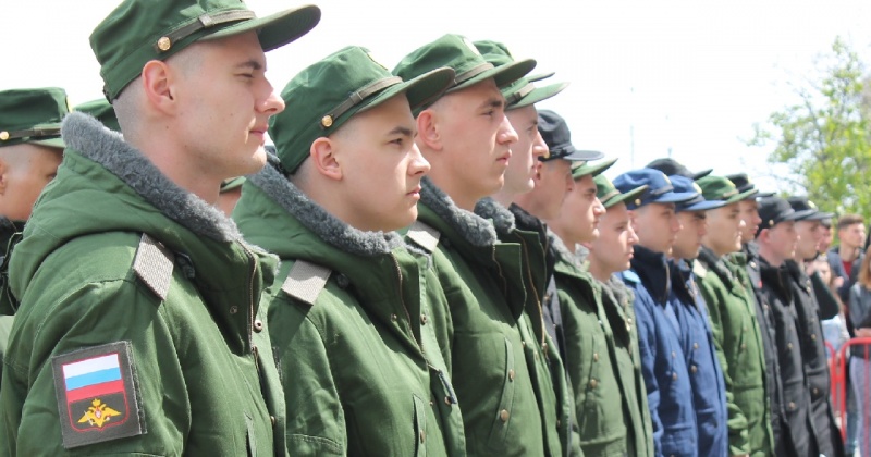Почти 140 магаданцев призовут в ряды Вооруженных сил этим летом
