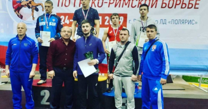 Магаданец Тимур Чернышев завоевал «серебро» на первенстве России по греко-римской борьбе