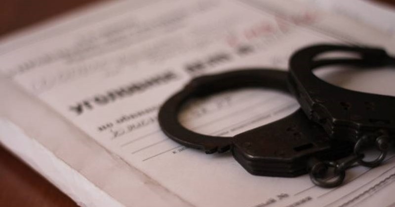 Полицейскими в Магадане установлен мужчина, совершивший кражу двухсот тысяч рублей из квартиры
