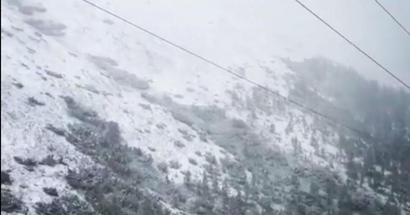 В Магаданской области выпал снег