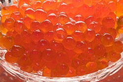 Продавщица нелегальной икры избежала наказания