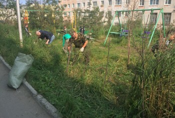Во время летних каникул для школьников были организована Молодёжная биржа труда