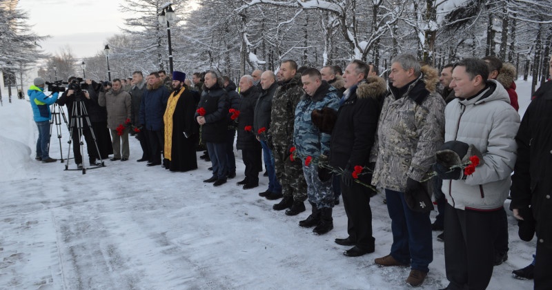 Магаданцы почтили память погибших в вооруженном конфликте в Чеченской республике