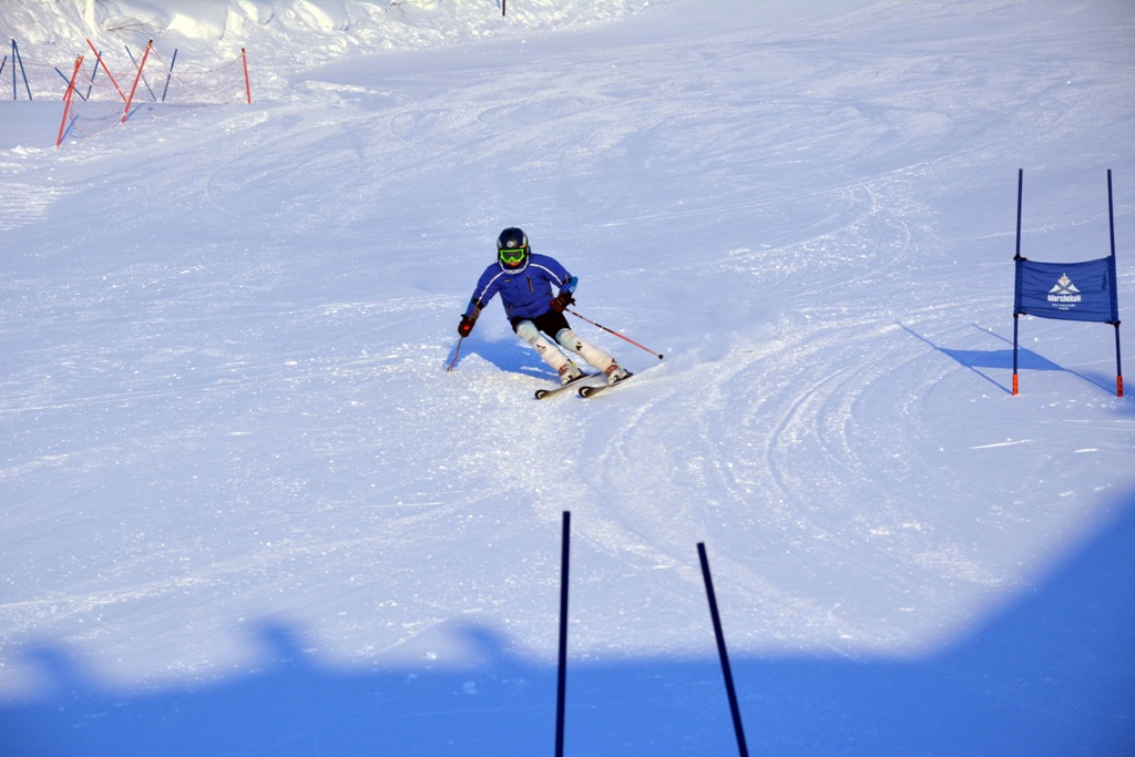 Русская горнолыжная школа магадан. Ргш. Ргш. Ргш магадан 2023. Магадан горнолыжный комплекс.