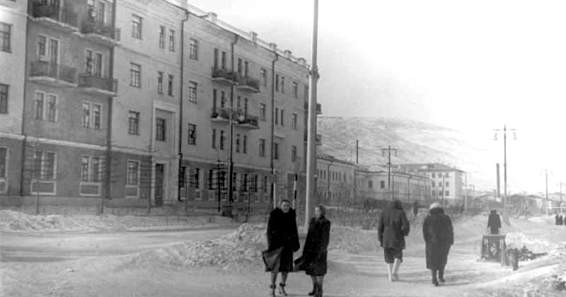 Город Магадан - центр новой области на Дальнем Востоке в 1954 году.