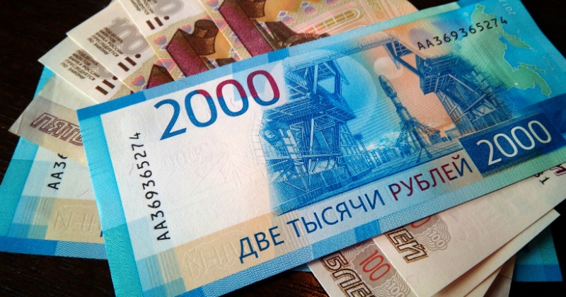 Госдума повысит МРОТ на 850 рублей