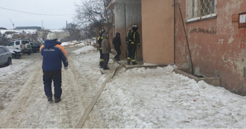 Спасатели Магадана помогли пенсионеру попасть домой