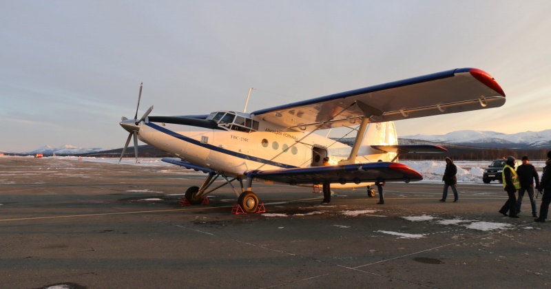 В городе Сусумане после посадке сломался двигатель самолета ТВС-2МС